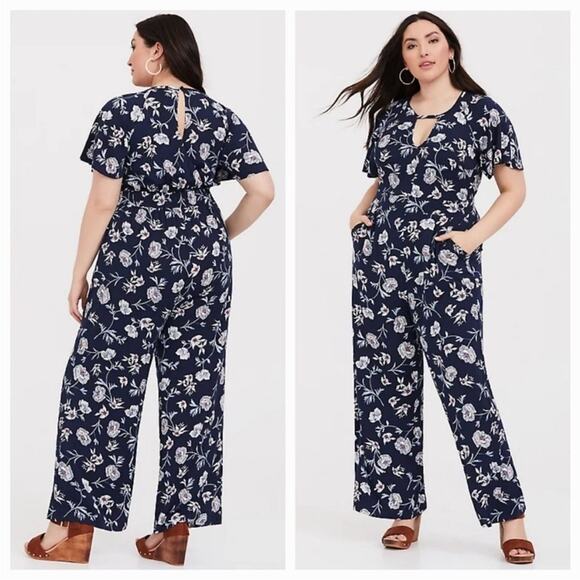 torrid Pants - Torrid Challis Navy White Floral Wide Leg Rayon Jumpsuit Women's L Plus Curvy